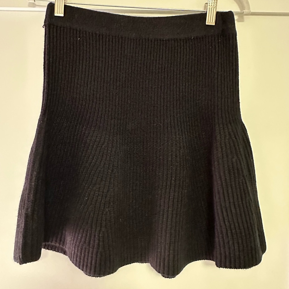 Zara black knit mini skirt- size medium